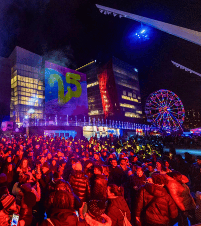Explore MONTRÉAL EN LUMIÈRE